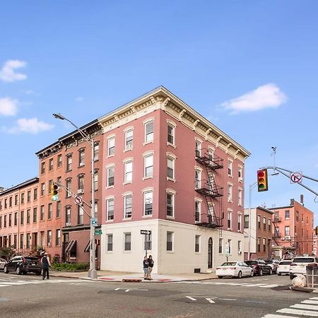 Urban Style 2Br In Hoboken Lägenhet Exteriör bild