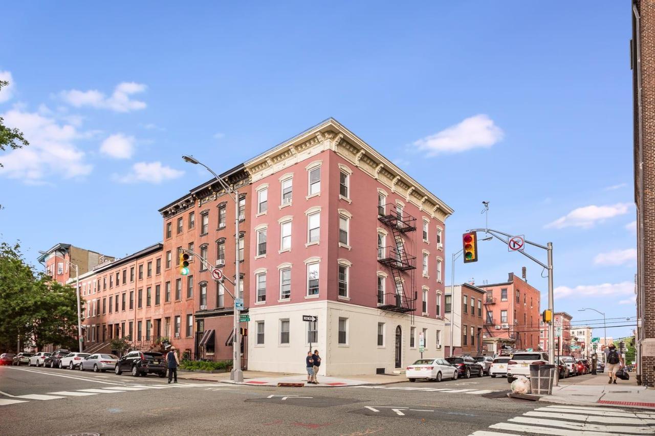 Urban Style 2Br In Hoboken Lägenhet Exteriör bild